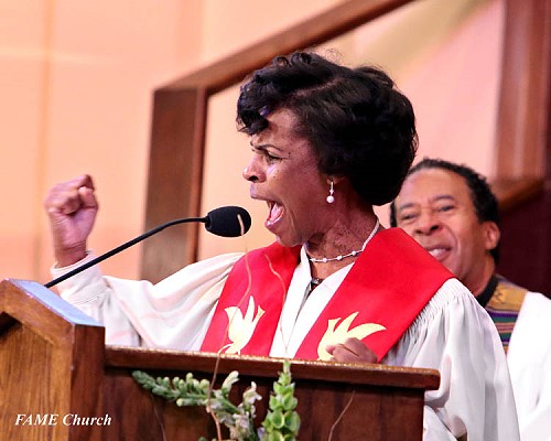 2019 / Rev Patrica Coleman - Shaw Preaching at FAME Church - Los Angeles